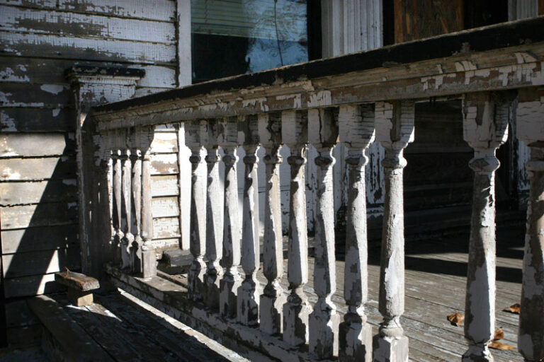 11/4/09 – Porch Railing