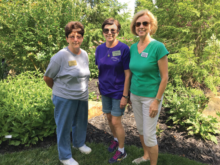 SWIMGA Tour de Fleur Garden Walk