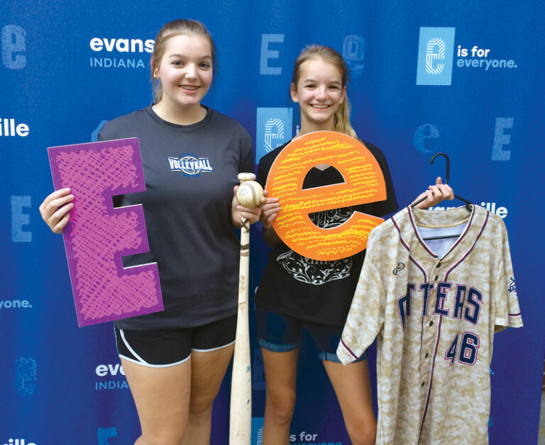 e is for everyone Night at the Otters