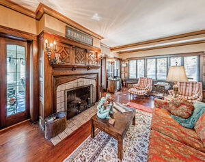 Karen Timberlake's living room.