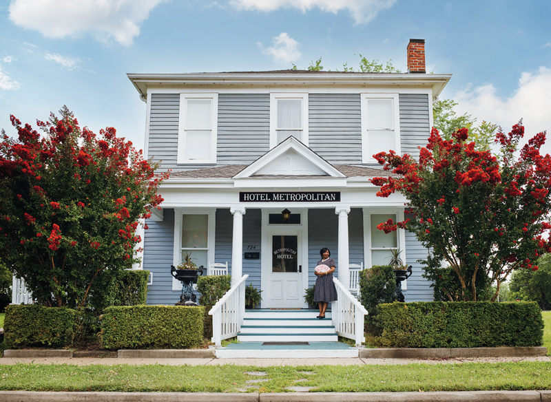 Hotel Metropolitan photo provided by the Paducah Convention & Visitors Bureau